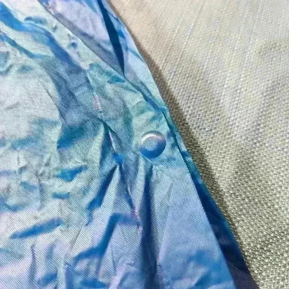 SeaWorld Rain Poncho  - Official - One Size Fits All - Picture 3 of 8